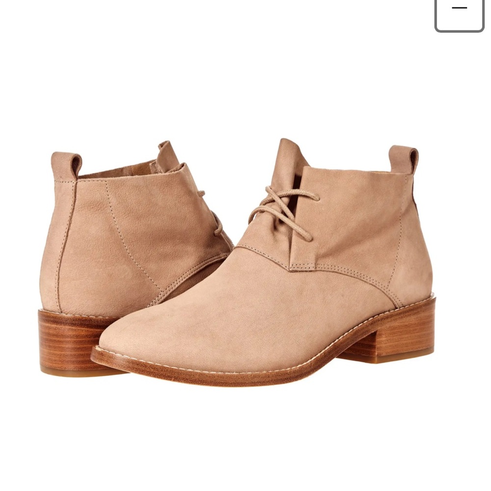 Eileen Fisher brand new Barley unbuckle lace up shoes.